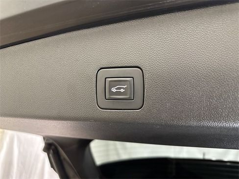 Certified 2022 Buick Encore GX Select image 24