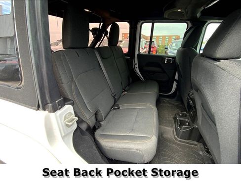 Used 2024 Jeep Wrangler Sahara image 28