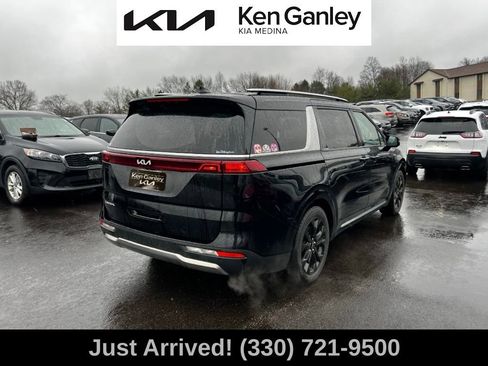 Certified 2024 Kia Carnival SX image 5