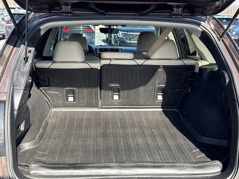 Used 2019 Subaru Outback 2.5i Limited w/ Popular Package #2 image 10