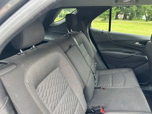 Used 2018 Chevrolet Equinox LT FWD image 23