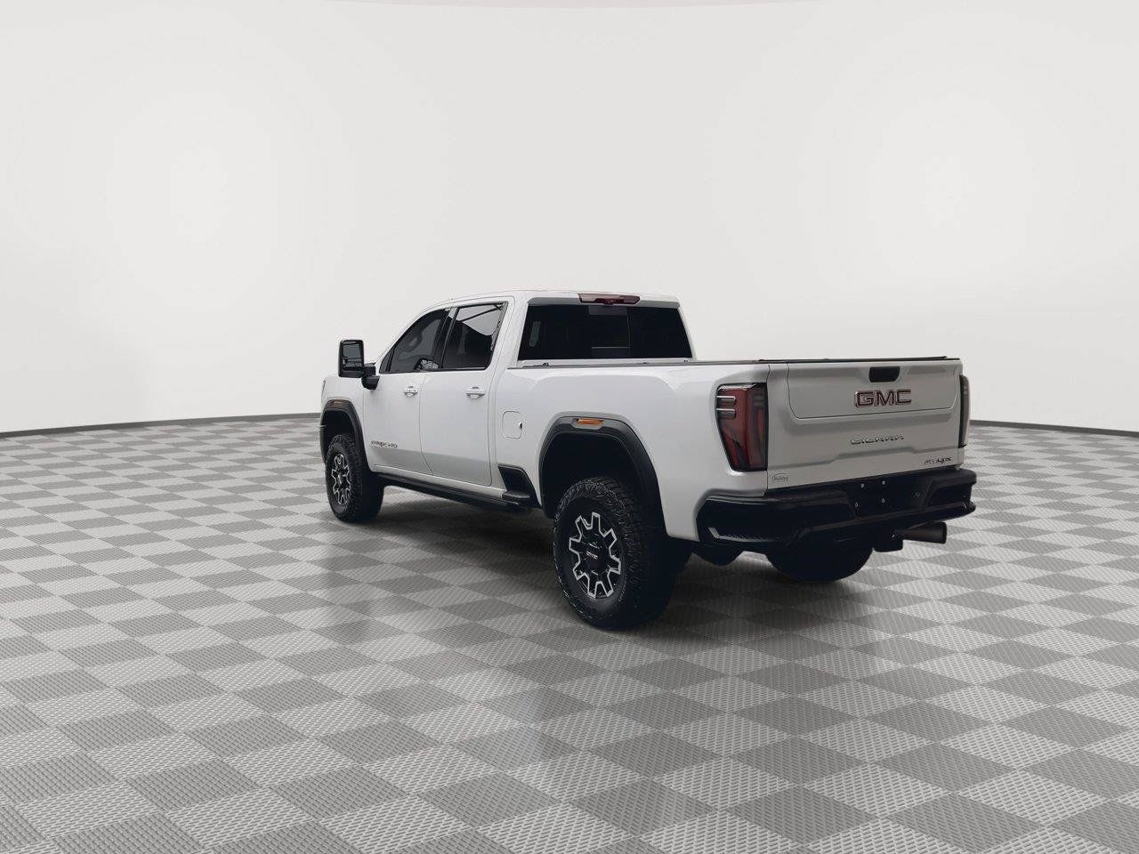 Used 2024 GMC Sierra 2500 AT4X AWD/4WD image 45