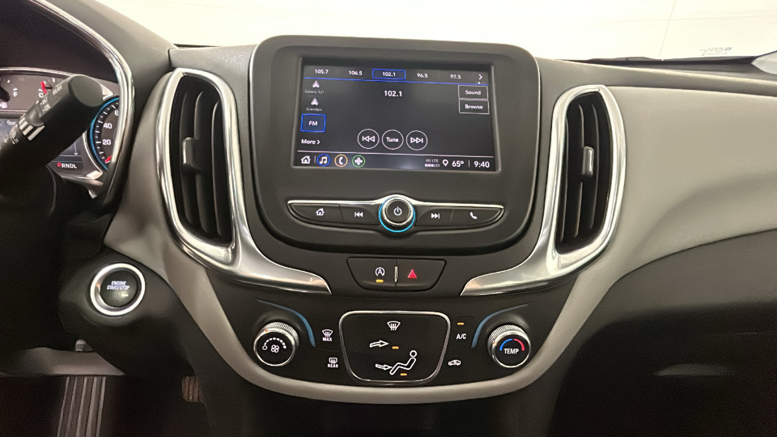 Used 2024 Chevrolet Equinox LS w/ LS Convenience Package AWD/4WD image 28