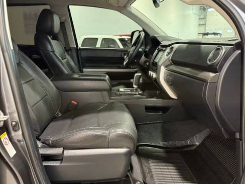 Used 2019 Toyota Tundra SR5 AWD/4WD image 19