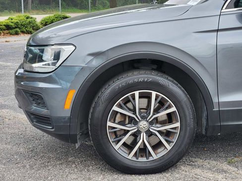 Used 2020 Volkswagen Tiguan SE w/ Panoramic Sunroof Package FWD image 8