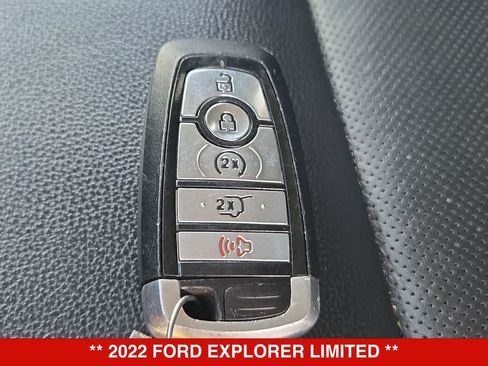Used 2022 Ford Explorer Limited AWD/4WD image 32