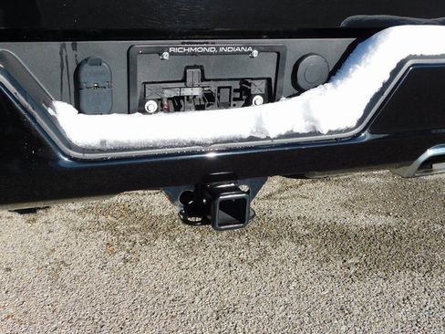 Used 2023 Chevrolet Silverado 1500 RST image 5