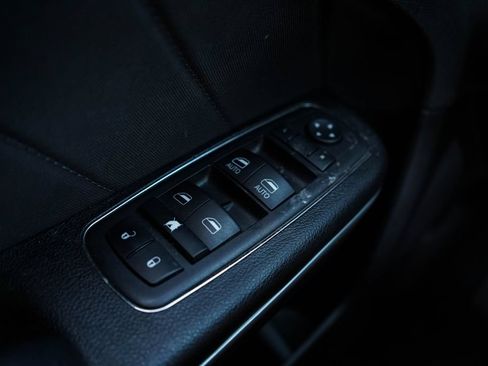 Used 2023 Dodge Charger SXT RWD image 30