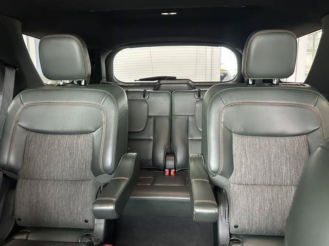 Used 2022 Ford Explorer Timberline w/ Timberline Technology Package AWD/4WD image 23