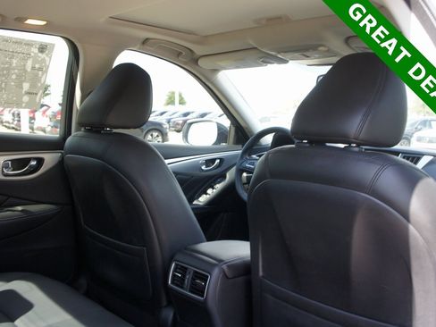 Used 2019 INFINITI Q50 Luxe w/ Essential Package (3.0T Luxe) image 29