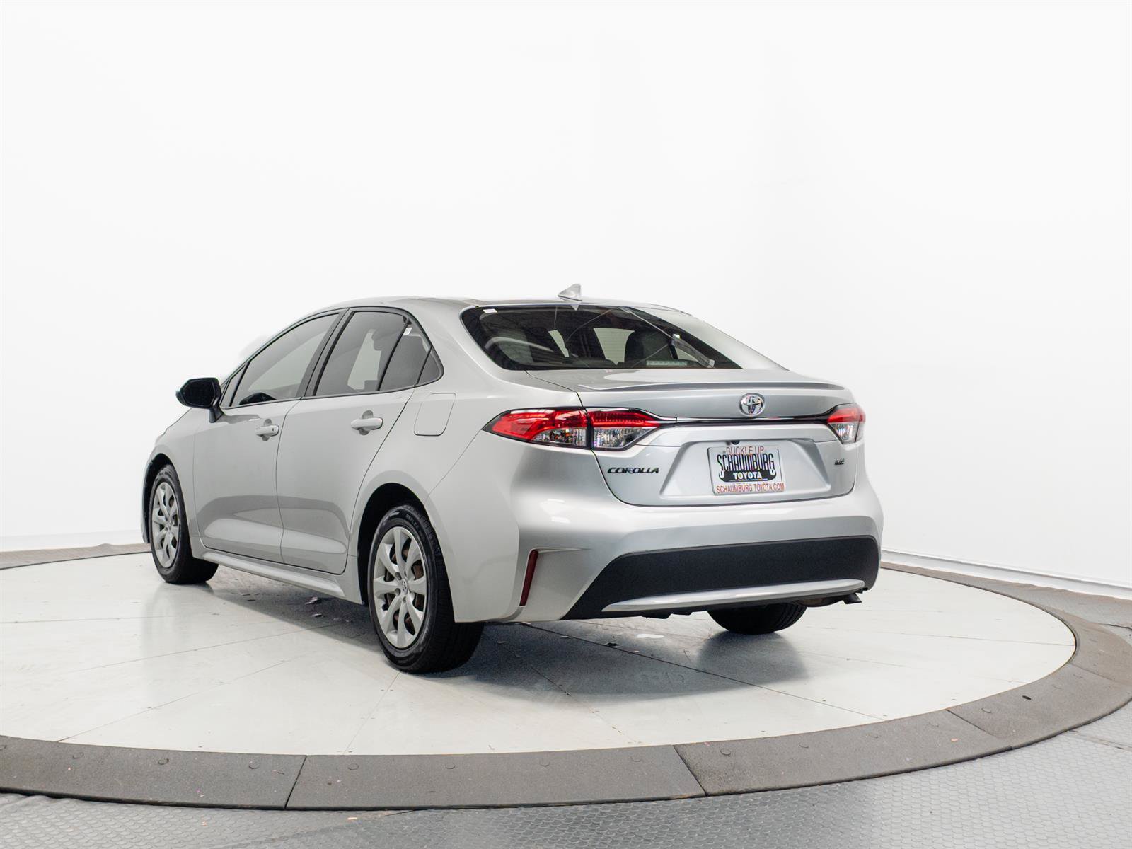 Used 2020 Toyota Corolla LE FWD image 10