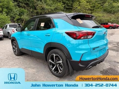 Used 2022 Chevrolet TrailBlazer RS w/ Sun and Liftgate Package AWD/4WD image 7