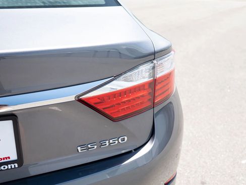Used 2013 Lexus ES 350 FWD image 11