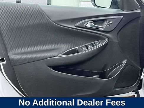 Used 2024 Chevrolet Malibu LT FWD image 17