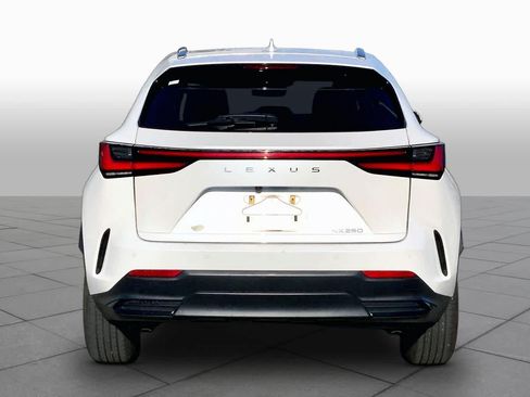 Used 2023 Lexus NX 250 FWD image 5