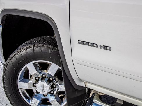 Used 2016 GMC Sierra 2500 SLE image 11