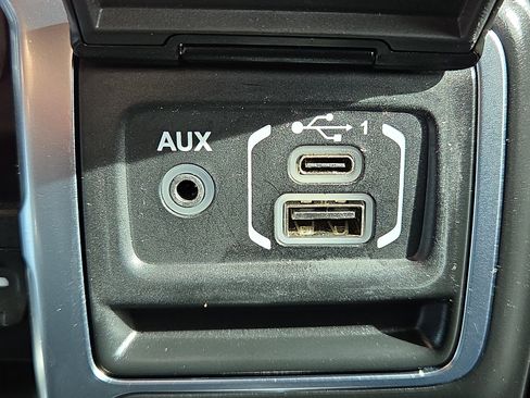 Used 2020 Jeep Wrangler Unlimited Sport image 22