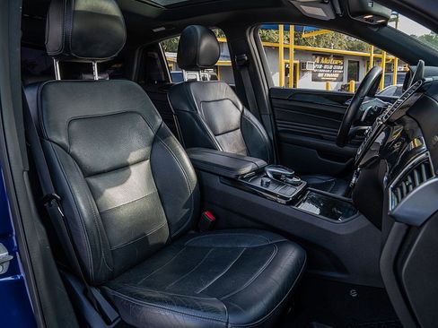 Used 2019 Mercedes-Benz GLE 43 AMG 4MATIC Coupe w/ Premium 3 Package image 21