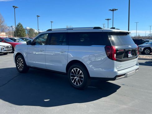 Used 2025 Ford Expedition Max Platinum image 11