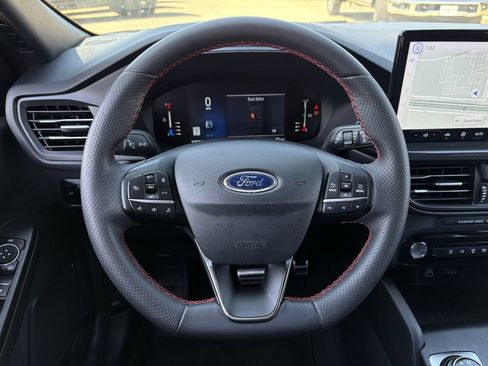 Used 2024 Ford Escape ST-Line w/ Tech Pack #1 FWD image 14