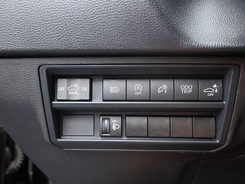Used 2025 Toyota Tundra SR5 w/ SR5 Convenience Package AWD/4WD image 34