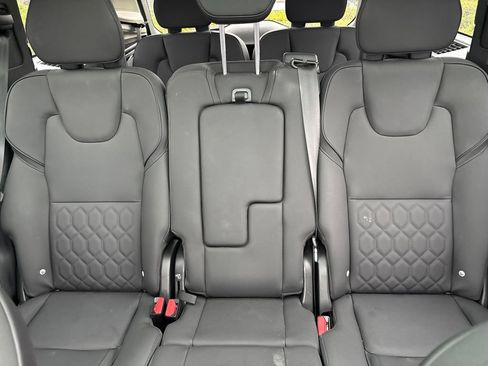 Used 2025 Volvo XC90 T8 Plus w/ Protection Package Premier AWD/4WD image 26