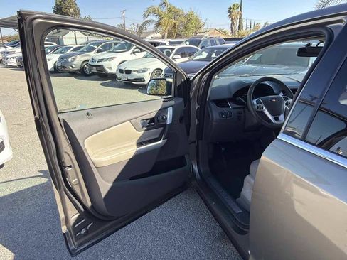 Used 2012 Ford Edge Limited FWD image 6