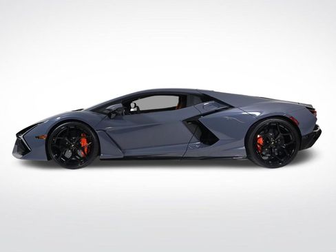 Used 2025 Lamborghini Revuelto AWD/4WD image 2