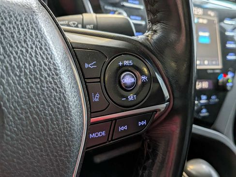 Used 2019 Toyota Camry XSE FWD image 24