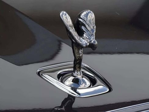 Used 2024 Rolls-Royce Ghost Black Badge w/ Black Badge Ghost Package image 6