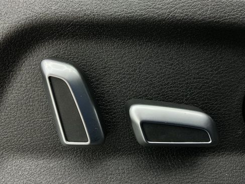 Used 2018 Audi Q3 2.0T Premium FWD image 43