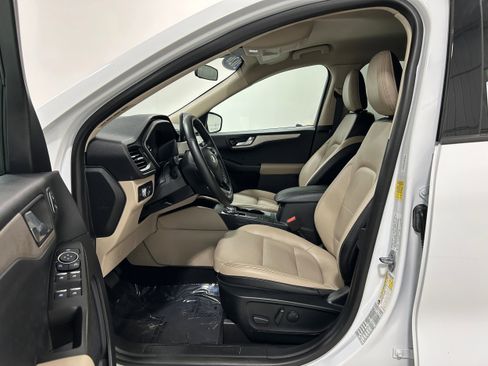 Used 2020 Ford Escape SEL AWD/4WD image 4