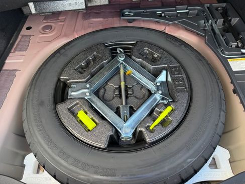 Used 2024 Toyota Crown XLE image 36