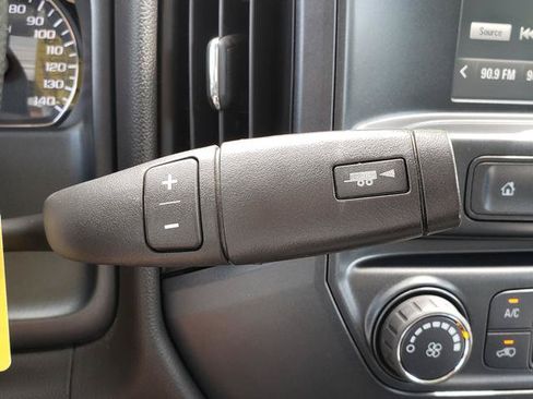 Used 2017 Chevrolet Silverado 2500 W/T AWD/4WD image 21
