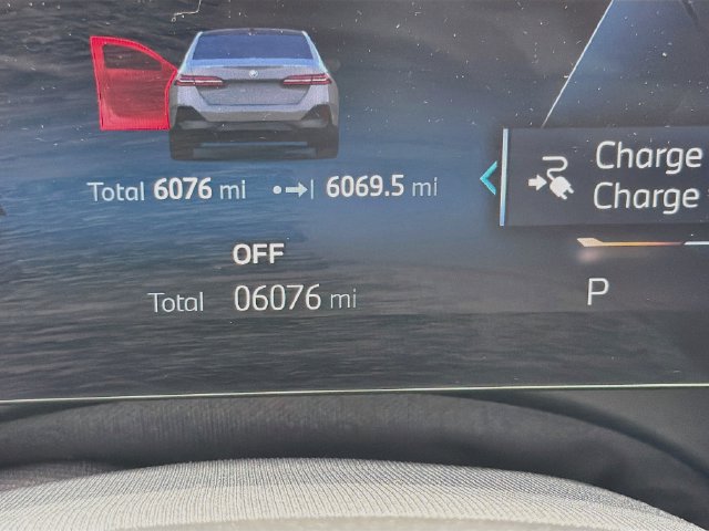 Used 2026 BMW i5 eDrive40 w/ M Sport Package RWD image 41