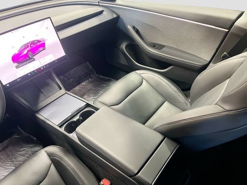Used 2025 Tesla Model 3 Long Range RWD image 22