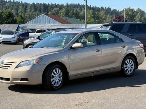 Used 2009 Toyota Camry LE FWD image 5