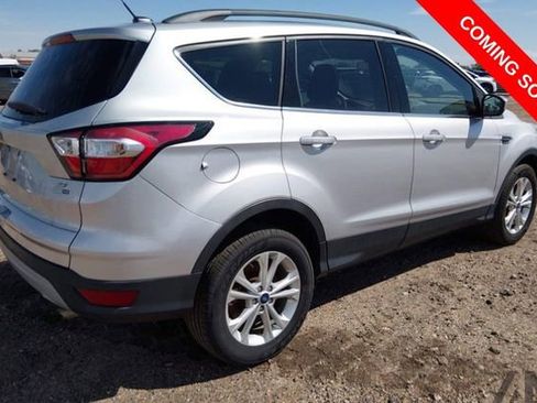 Used 2018 Ford Escape SE AWD/4WD image 4