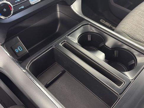 Used 2023 Ford F150 XLT image 34