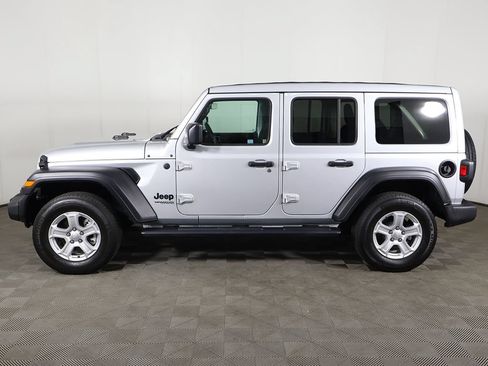 Used 2022 Jeep Wrangler Unlimited Sport w/ Sun And Sound Package AWD/4WD image 15