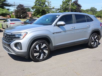 Used 2024 Volkswagen Atlas Cross Sport SE w/ Panoramic Sunroof Package