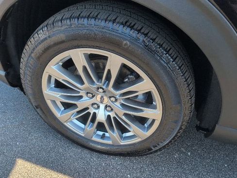 Used 2025 Ford Explorer Platinum AWD/4WD image 15