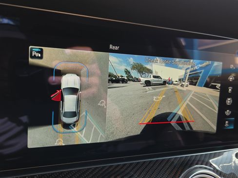 Used 2022 Mercedes-Benz E 53 AMG 4MATIC Sedan image 25