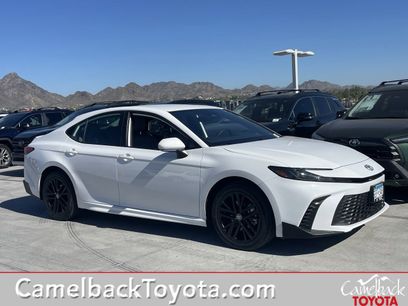 Used 2025 Toyota Camry SE