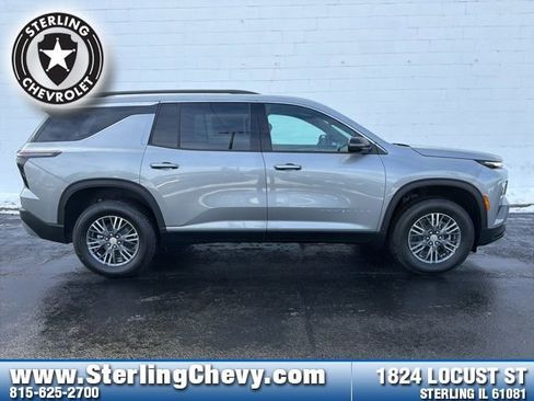 New 2026 Chevrolet Traverse LT FWD image 6