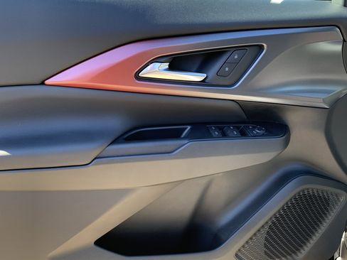 New 2026 Chevrolet Equinox EV RS FWD image 8