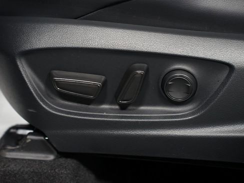 Certified 2025 Toyota Corolla Cross AWD Hybrid image 35