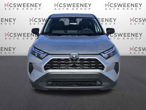 Used 2024 Toyota RAV4 LE image 8