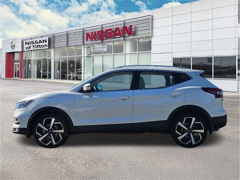 Certified 2022 Nissan Rogue Sport SL w/ Premium Package image 4
