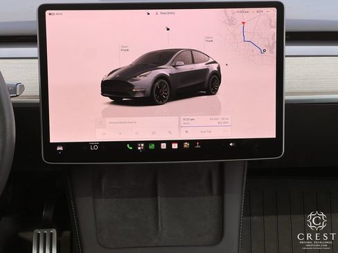 Used 2023 Tesla Model Y Performance AWD/4WD image 14